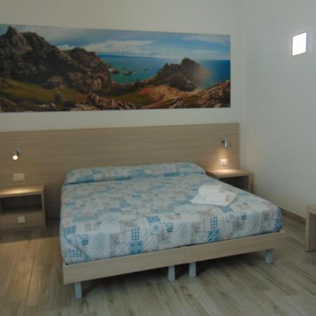 Mio & Tuyo Hotel Santa Teresa Gallura Exterior photo